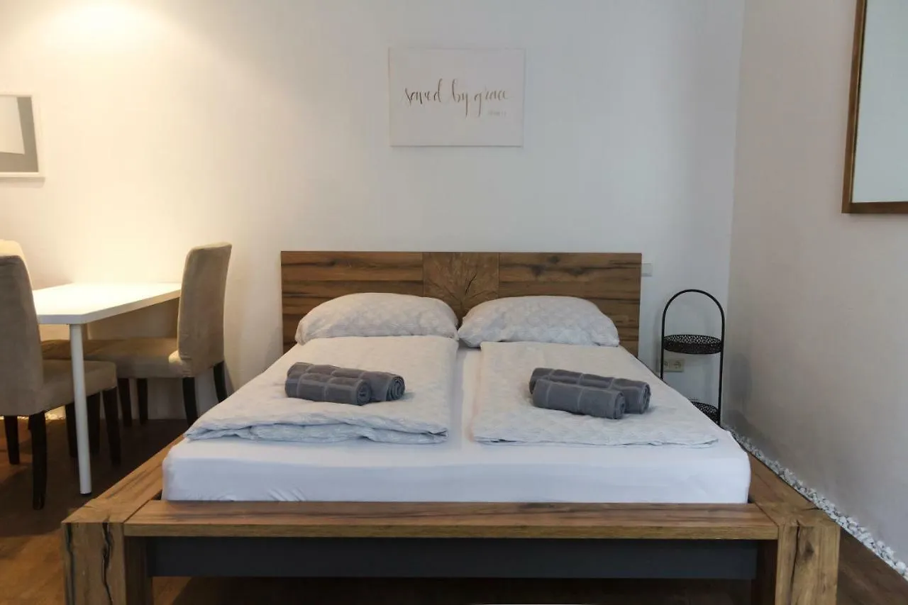 Trending Apartment Viena