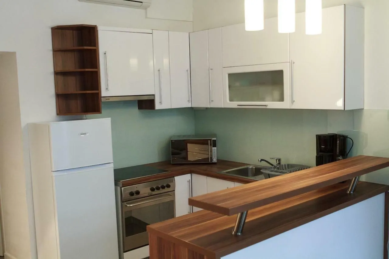 Trending Apartment Viena